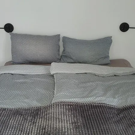 Kueueni Str Center * 타르투